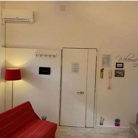 The Airport House Appartement Catánia Buitenkant foto